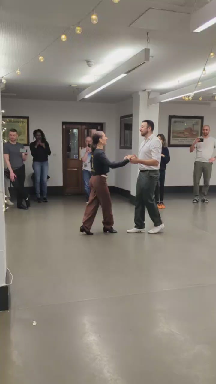 fundamentals Salsa Class